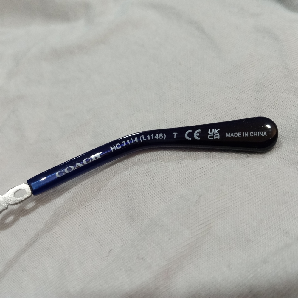 Coach sunglasses - Picture 4 of 7